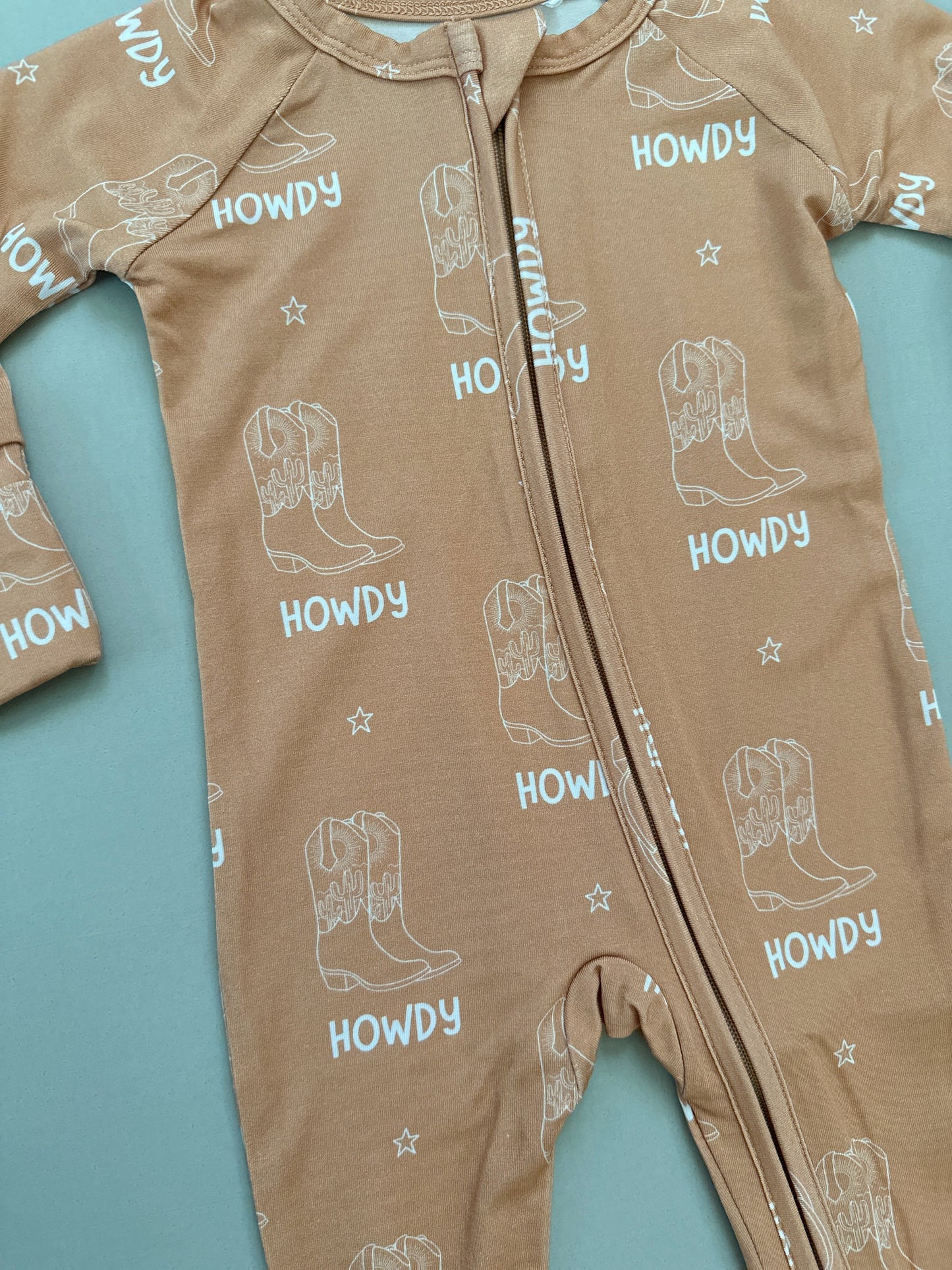 Tan Howdy Bamboo Zippy